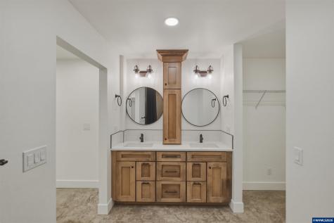 2507 Rohlfing Circle La Pine OR 97739