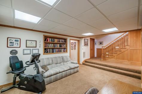 4890 Chauncey Street SE Salem OR 97302-1892