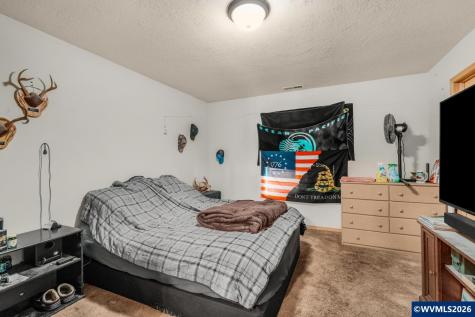 43288 Rodgers Mountain Lp Scio OR 97374-0000