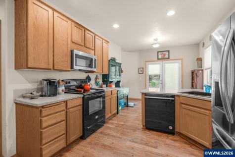 43288 Rodgers Mountain Lp Scio OR 97374-0000