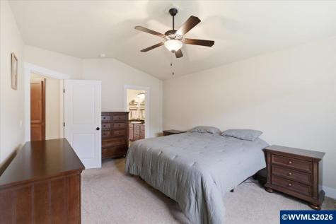 2112 Equestrian Lp S Salem OR 97302