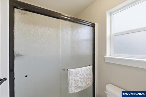 2112 Equestrian Lp S Salem OR 97302