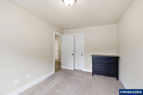 2112 Equestrian Lp S Salem OR 97302