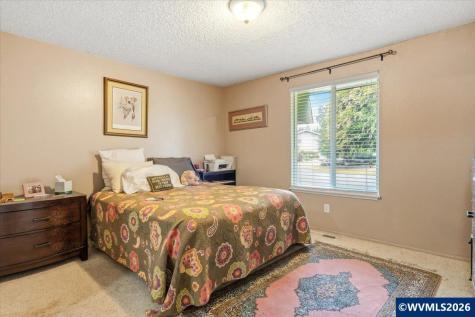 806 Nightingale Court NE Keizer OR 97303