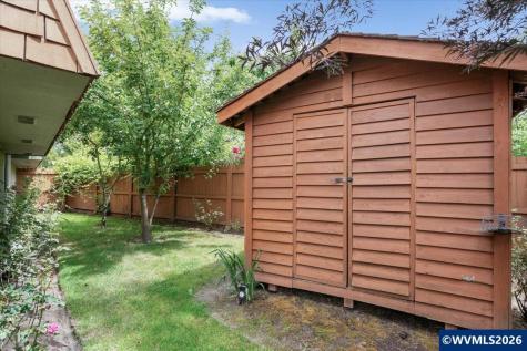 806 Nightingale Court NE Keizer OR 97303