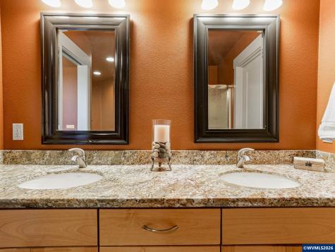 5489 Salal Street SE Salem OR 97306