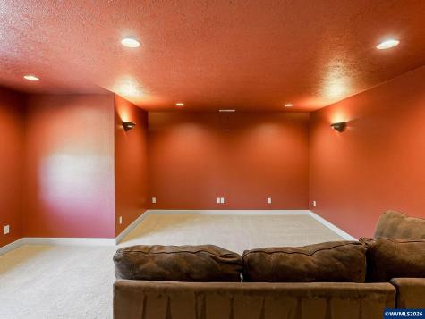 5489 Salal Street SE Salem OR 97306