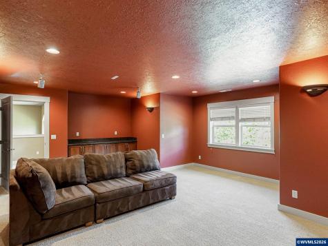 5489 Salal Street SE Salem OR 97306