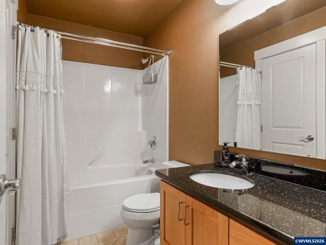5489 Salal Street SE Salem OR 97306