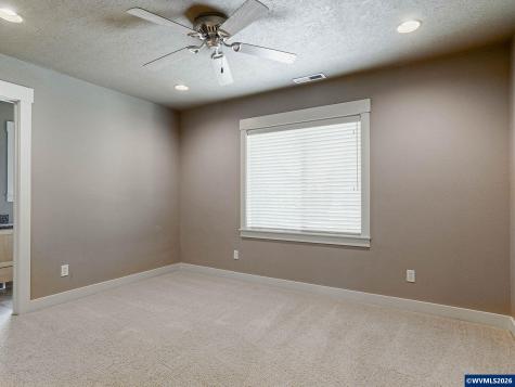 5489 Salal Street SE Salem OR 97306