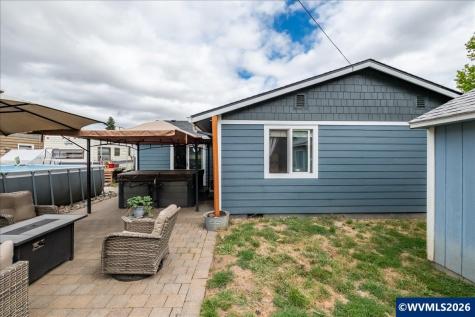 1023 Josephine Street E Monmouth OR 97361