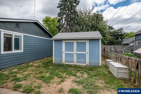 1023 Josephine Street E Monmouth OR 97361