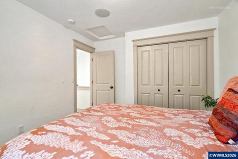 21980 SE Upper Matthews Creek Lane Amity OR 97101