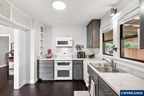 152 Clay Street E Monmouth OR 97361