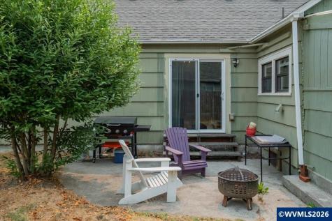 152 Clay Street E Monmouth OR 97361