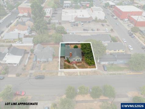 152 Clay Street E Monmouth OR 97361