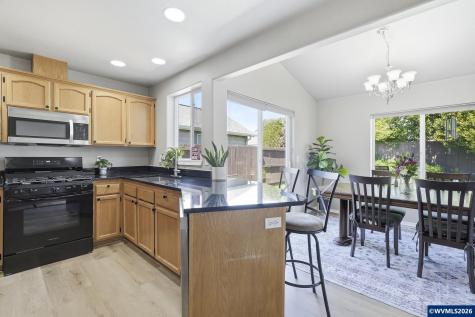 1429 Northern Heights Lp NE Keizer OR 97303-7891
