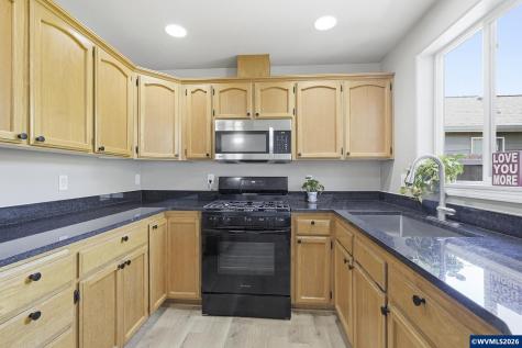 1429 Northern Heights Lp NE Keizer OR 97303-7891