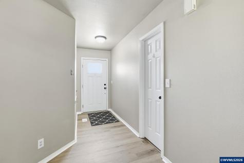 1429 Northern Heights Lp NE Keizer OR 97303-7891