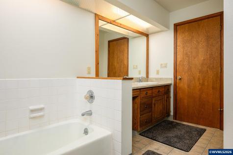 27572 S Kinzy Road Estacada OR 97023