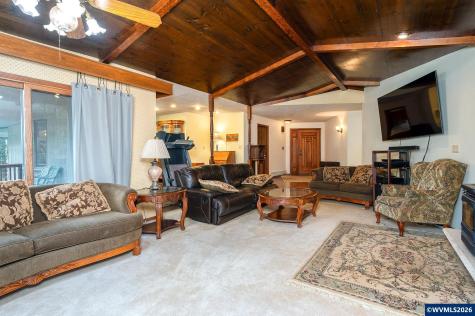 27572 S Kinzy Road Estacada OR 97023