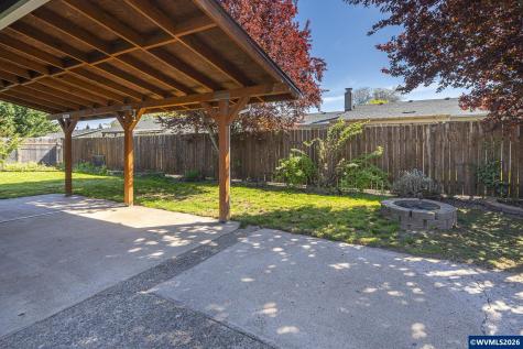 6724 Pierce Court N Keizer OR 97303