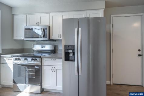6724 Pierce Court N Keizer OR 97303