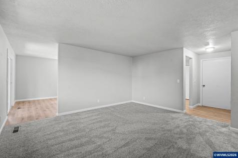 6724 Pierce Court N Keizer OR 97303