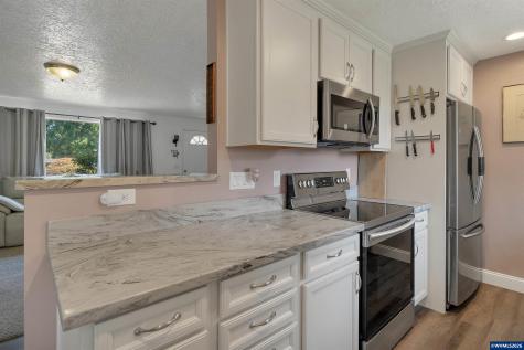 815 N 4th Street Aumsville OR 97325
