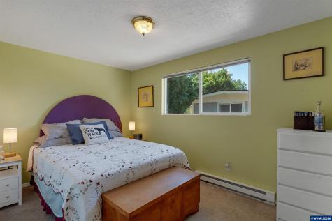 815 N 4th Street Aumsville OR 97325
