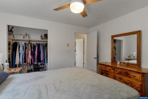 815 N 4th Street Aumsville OR 97325