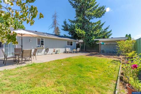 815 N 4th Street Aumsville OR 97325