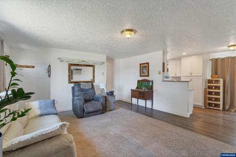 815 N 4th Street Aumsville OR 97325