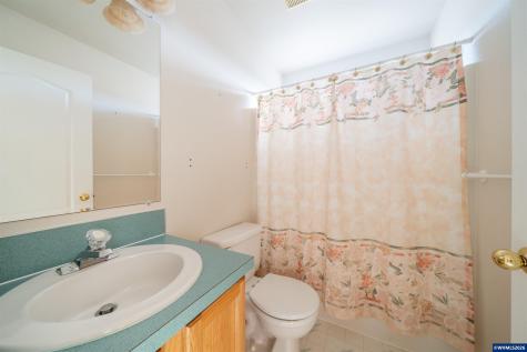 5405 NE Port Lane Lincoln City OR 97367