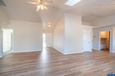 5405 NE Port Lane Lincoln City OR 97367