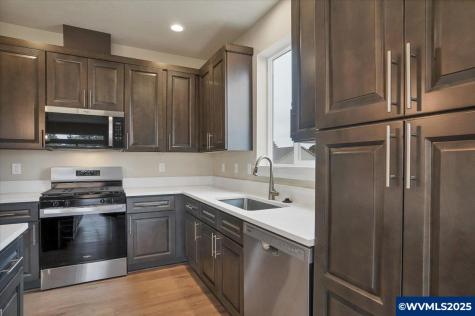 1115 SW Valsetz Avenue Dallas OR 97338