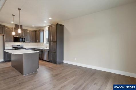 1115 SW Valsetz Avenue Dallas OR 97338