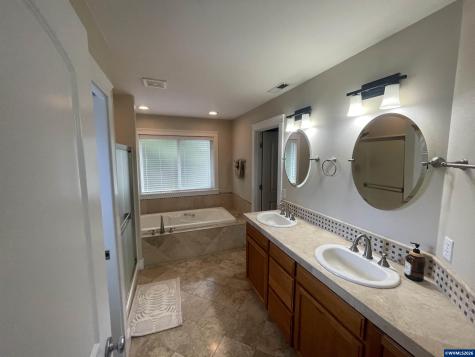 4420 SW Country Club Drive Corvallis OR 97333