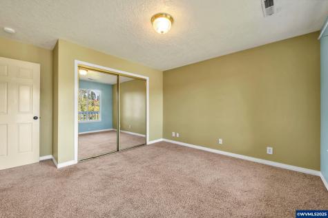 2252 Westfarthing NW Way Salem OR 97304