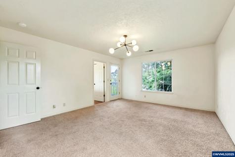 2252 Westfarthing NW Way Salem OR 97304