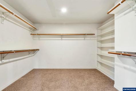 2252 Westfarthing NW Way Salem OR 97304