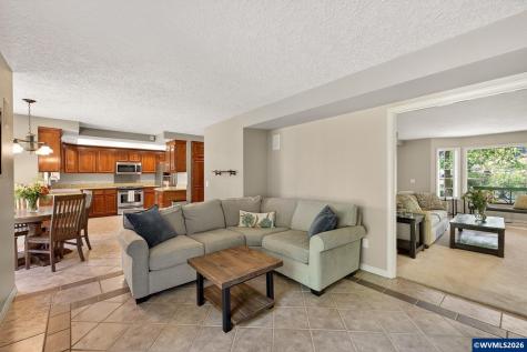 6723 Rippling Brook Drive SE Salem OR 97317-8722