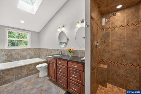 6723 Rippling Brook Drive SE Salem OR 97317-8722