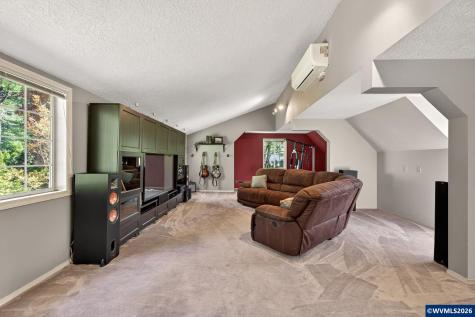 6723 Rippling Brook Drive SE Salem OR 97317-8722