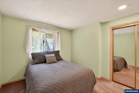 6723 Rippling Brook Drive SE Salem OR 97317-8722