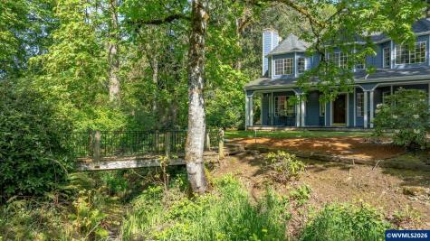 6723 Rippling Brook Drive SE Salem OR 97317-8722