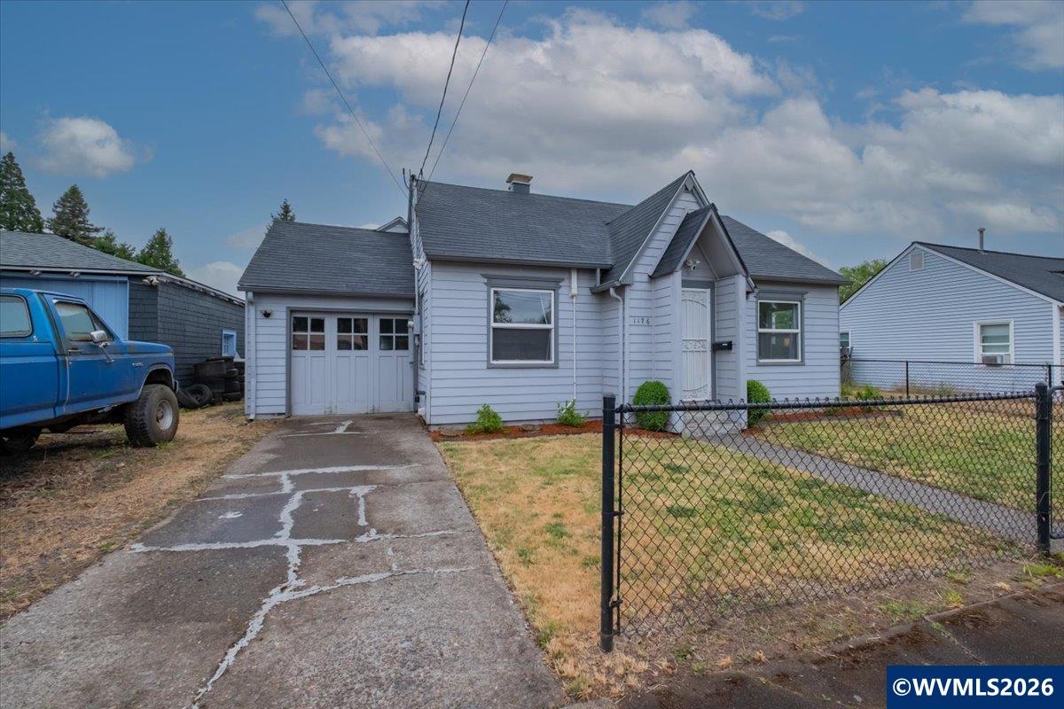 1176 Grove Street Lebanon OR 97355