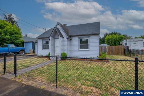 1176 Grove Street Lebanon OR 97355