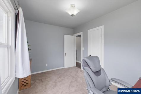 1176 Grove Street Lebanon OR 97355