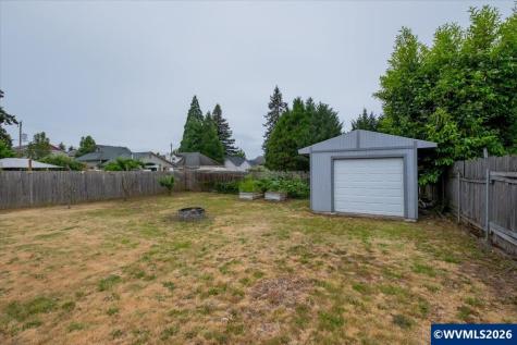 1176 Grove Street Lebanon OR 97355